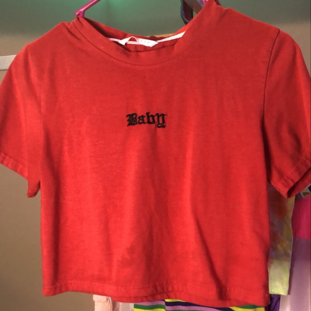 Crop top